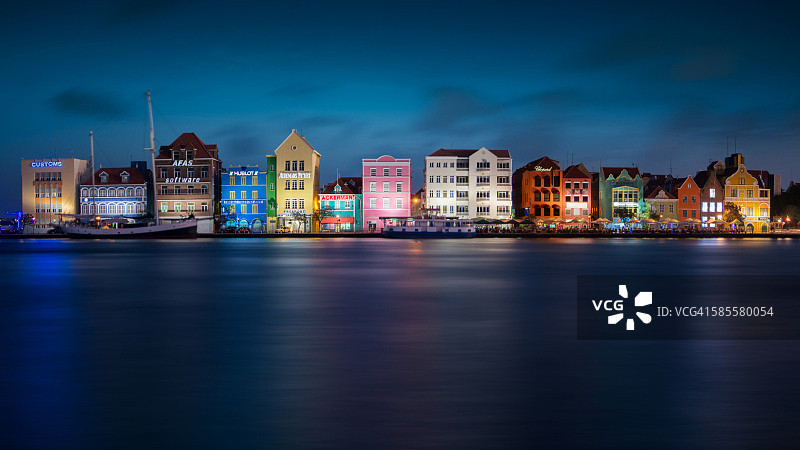 威廉斯塔德夜景图片素材