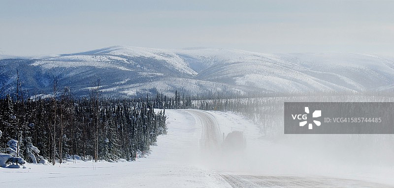 道尔顿公路图片素材