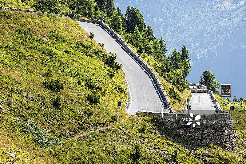 意大利南蒂罗尔文施高：德索斯泰尔维奥山口图片素材