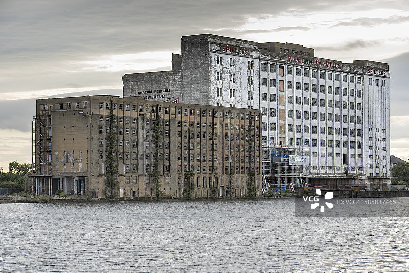 伦敦码头区废弃的建筑物图片素材