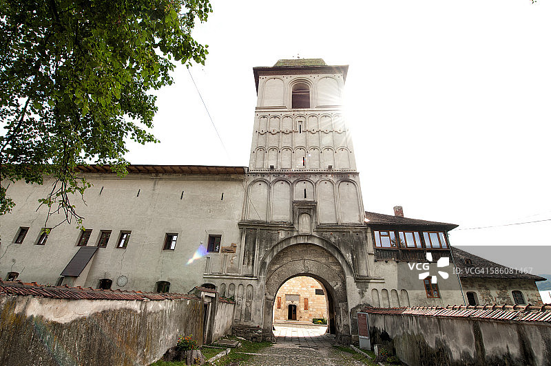内格鲁沃达修道院的钟楼图片素材
