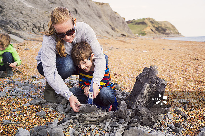 化石搜寻图片素材