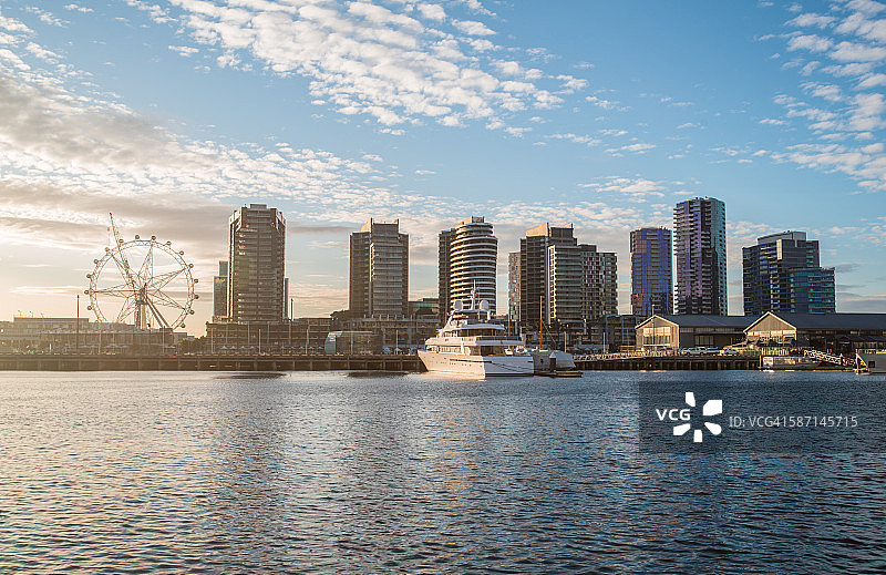 澳大利亚墨尔本船坞区水岸图片素材