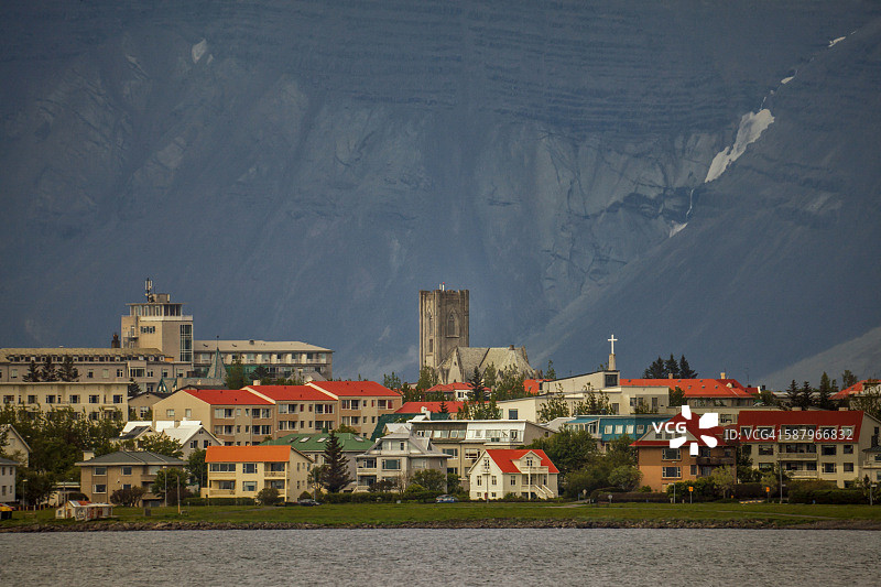 兰达科特教堂与雷克雅未克城市景观图片素材