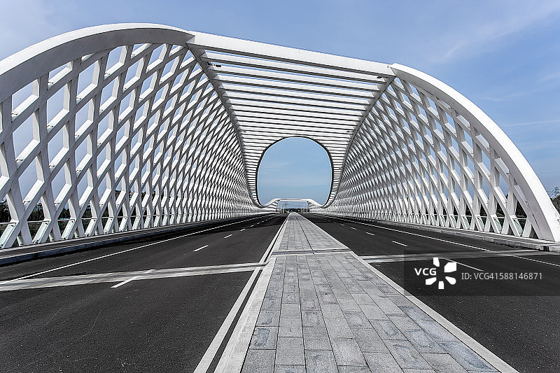 空无一人的道路图片素材