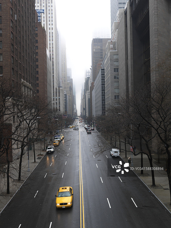 美国纽约市第42街西望图片素材