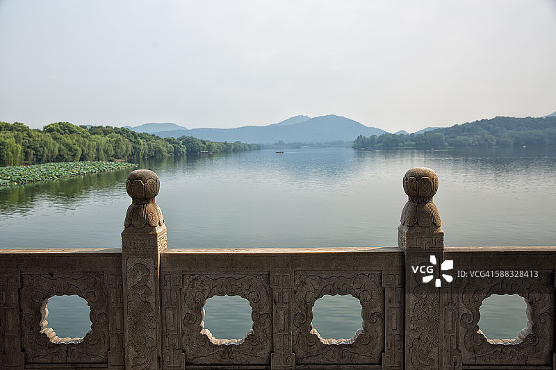 从玉带桥观西湖风光图片素材