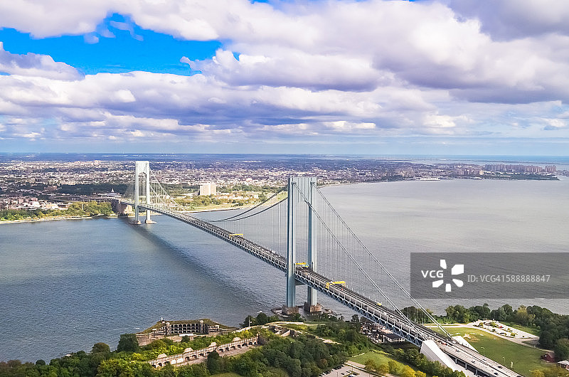 纽约韦拉扎诺海峡大桥航拍图片素材