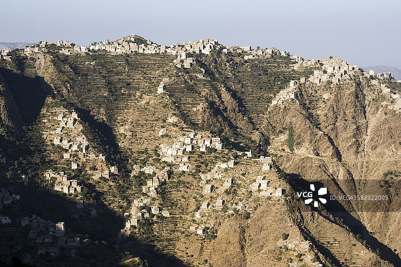 萨巴山耶贝尔的悬崖房屋图片素材