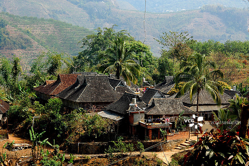 西双版纳村寨图片素材