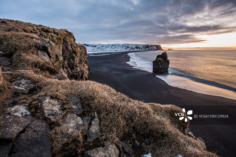 雷尼斯黑沙滩图片素材