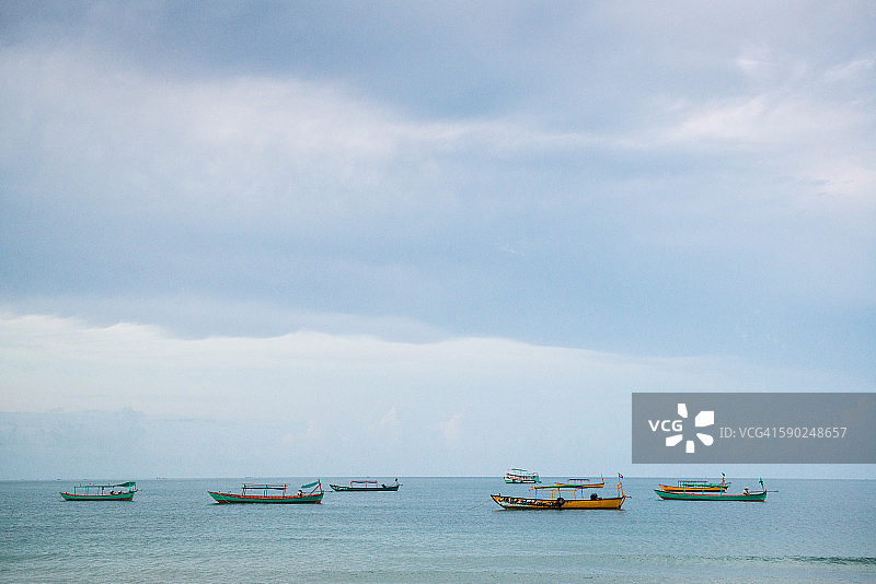 海上的船只图片素材