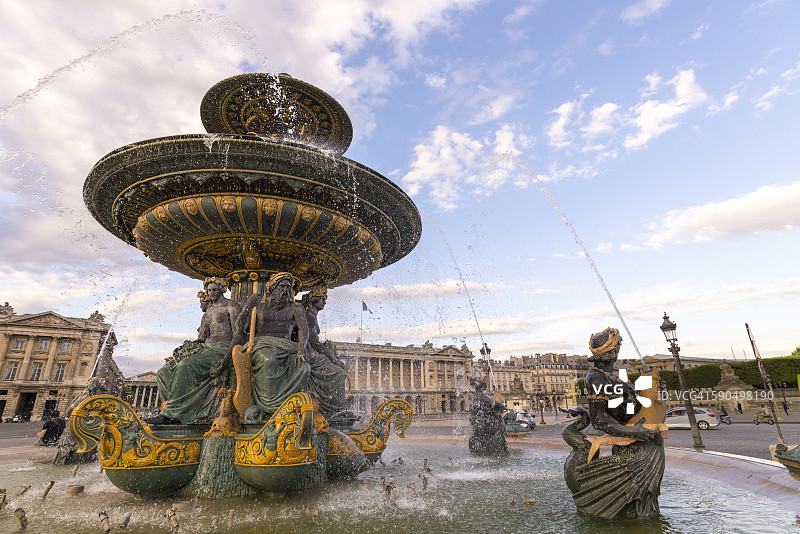 法国巴黎协和广场喷泉图片素材
