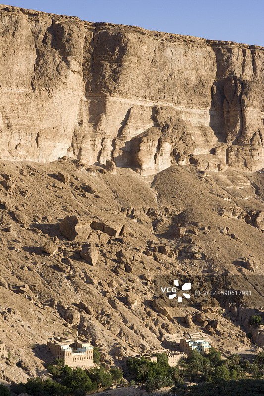 哈德拉毛峡谷的Al-Khoraiba村图片素材