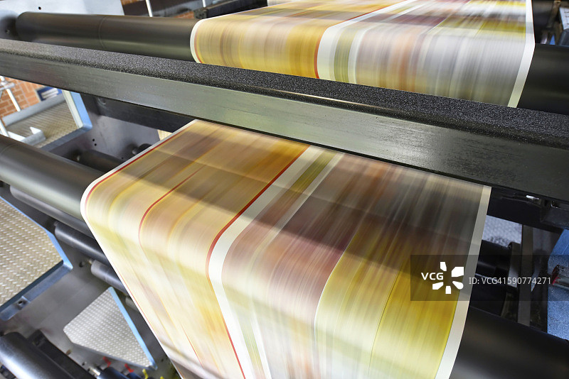 印刷车间里的印刷机图片素材