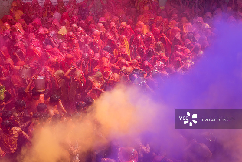 印度马图拉的洒红节庆祝活动图片素材