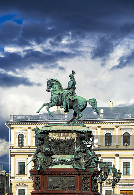 俄罗斯圣彼得堡尼古拉一世雕像图片素材