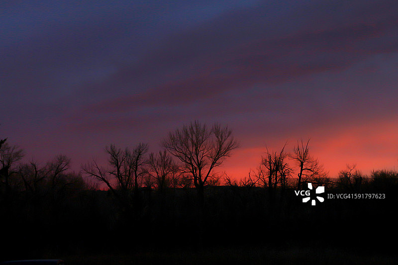 橙色黄昏图片素材