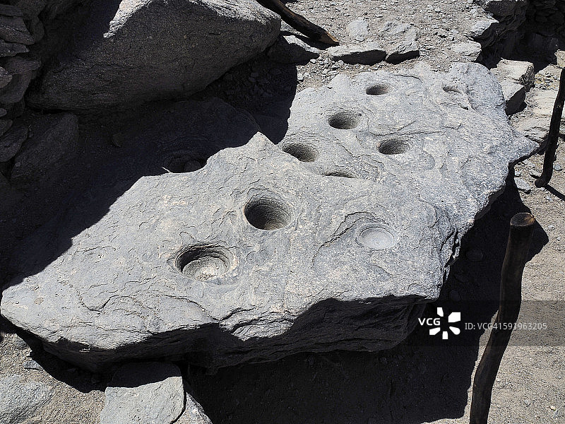 阿根廷基尔梅斯遗址的杯子痕迹图片素材