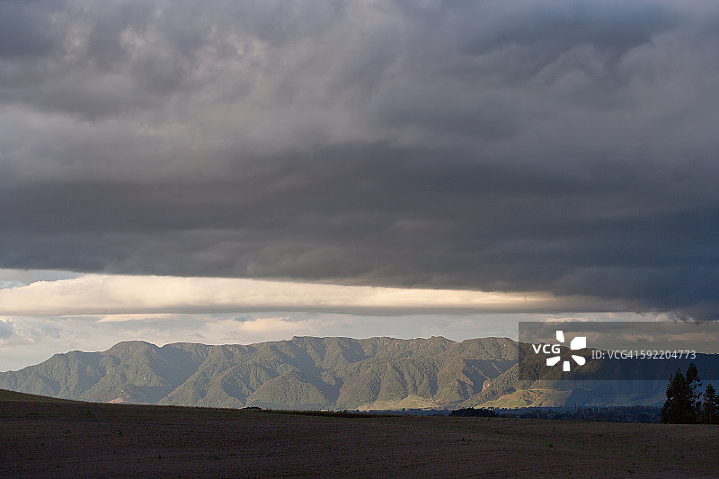 新西兰怀卡托凯马纳瓦山脉图片素材