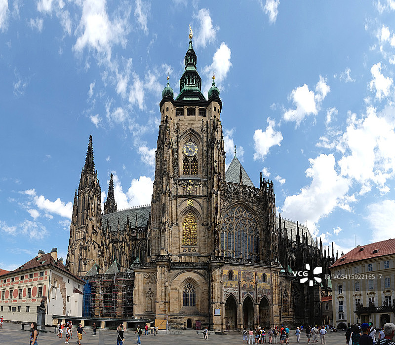 布拉格城堡圣维特大教堂全景图片素材