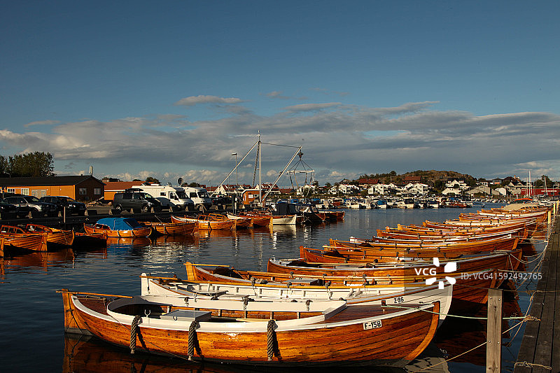 小酒馆里的船只图片素材