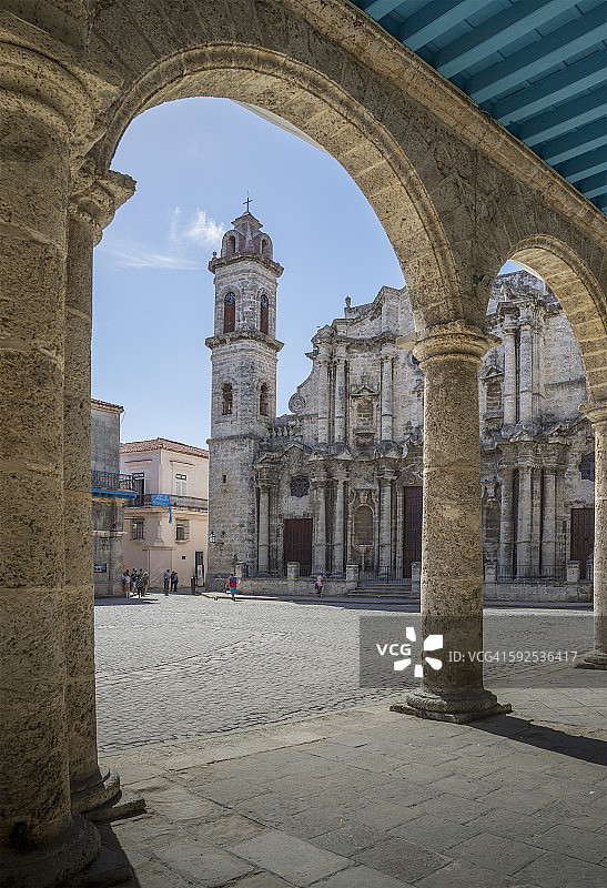 哈瓦那大教堂图片素材