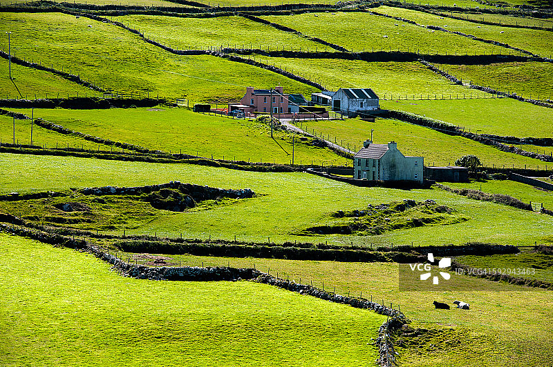 加尼什点比拉半岛的丘陵景观图片素材