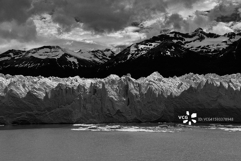 埃尔卡拉法特莫雷诺冰川图片素材