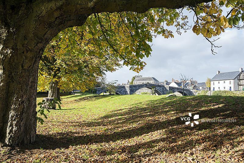 秋天的兰鲁斯特图片素材