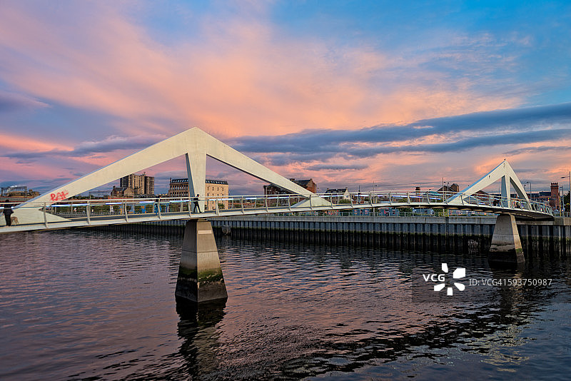 苏格兰格拉斯哥特雷德斯顿桥图片素材