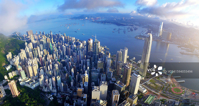 日出时分维多利亚港航拍景色图片素材
