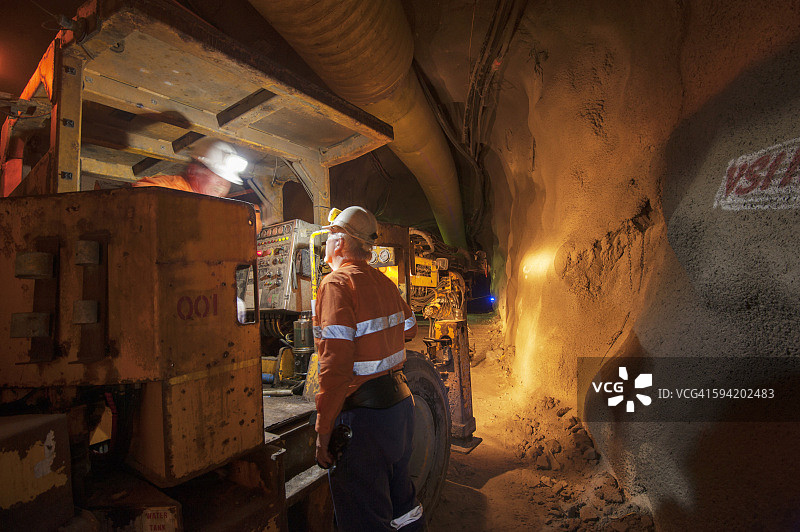 地下矿工图片素材