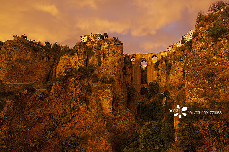 安达卢西亚龙达的塔霍桥图片素材