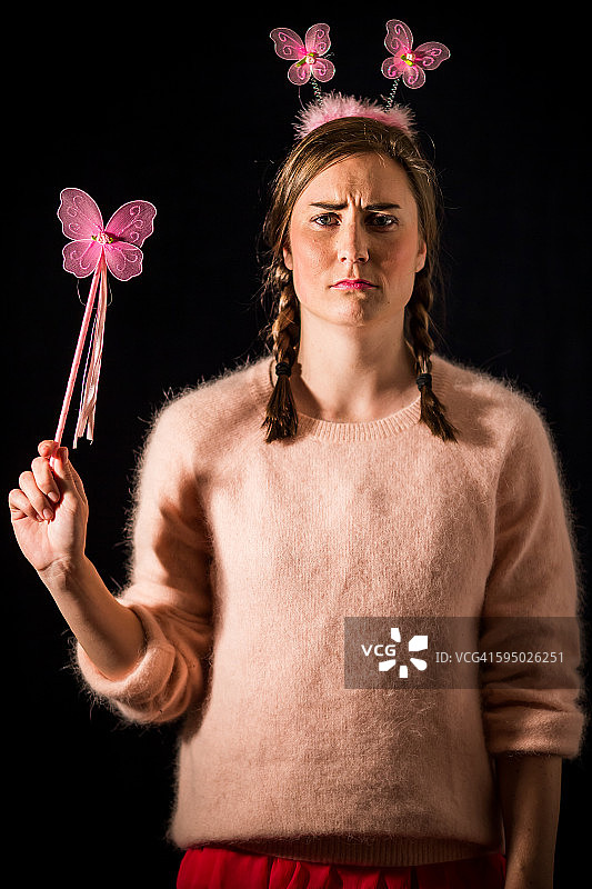 愤怒的牙仙图片素材