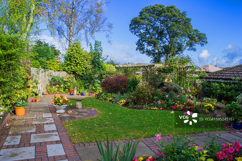 美丽的斯塔福德郡花园，英格兰图片素材