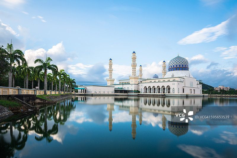 漂浮清真寺图片素材