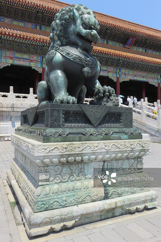 北京太和门前的狮子图片素材