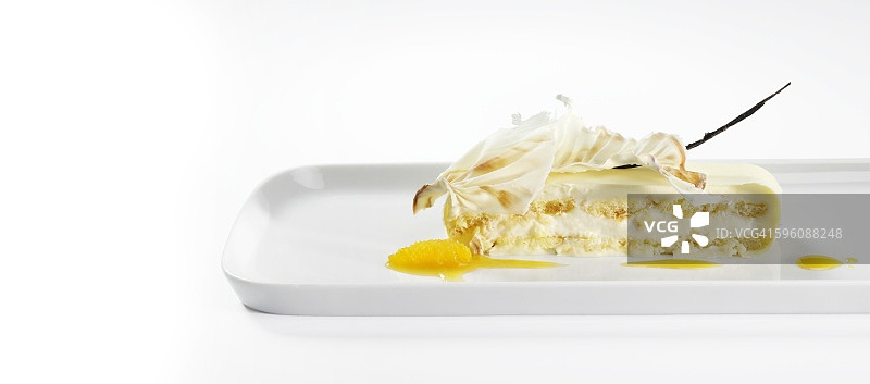 橙酱和白巧克力提拉米苏图片素材