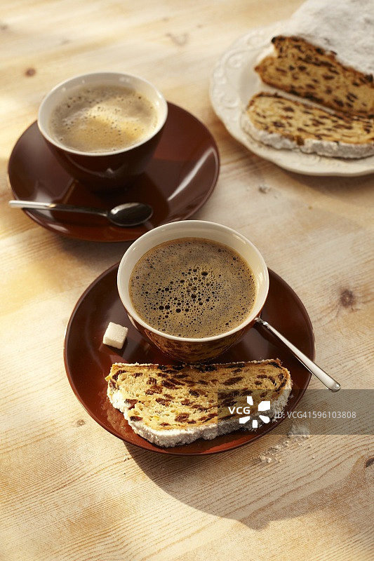 圣诞节水果面包和咖啡图片素材