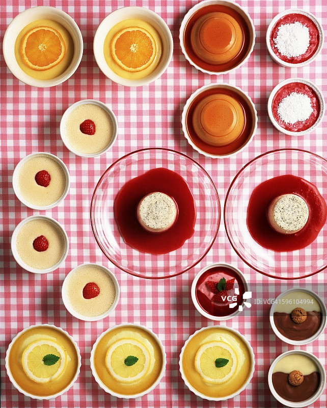 什锦布丁和慕斯（俯视）图片素材