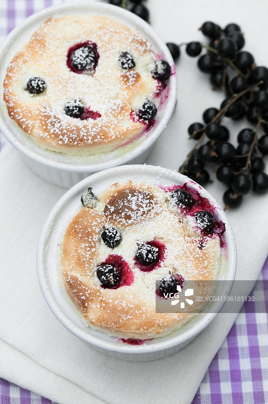 黑加仑夸克舒芙蕾图片素材