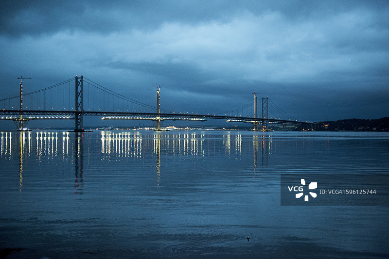 福斯公路桥与新昆斯费里大桥的建设图片素材