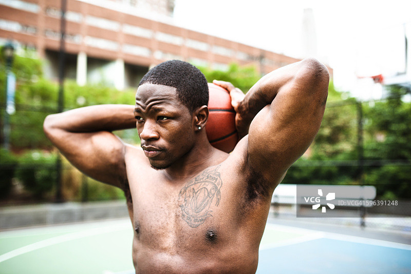 纽约街头篮球运动员图片素材