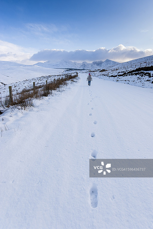 英国苏格兰斯凯岛雪地足迹图片素材