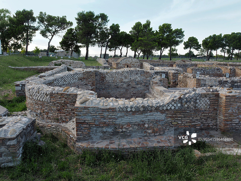 意大利南部巴斯利卡塔韦诺萨的罗马浴场遗址图片素材