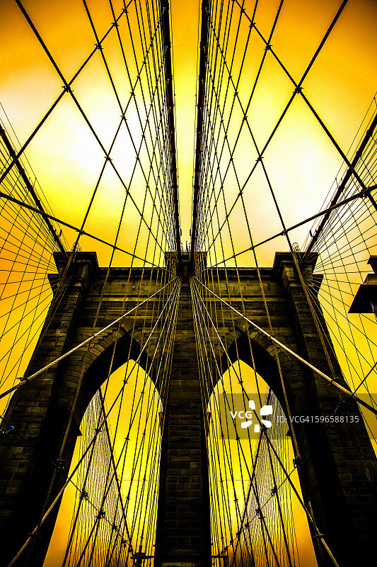 布鲁克林大桥拱门图片素材