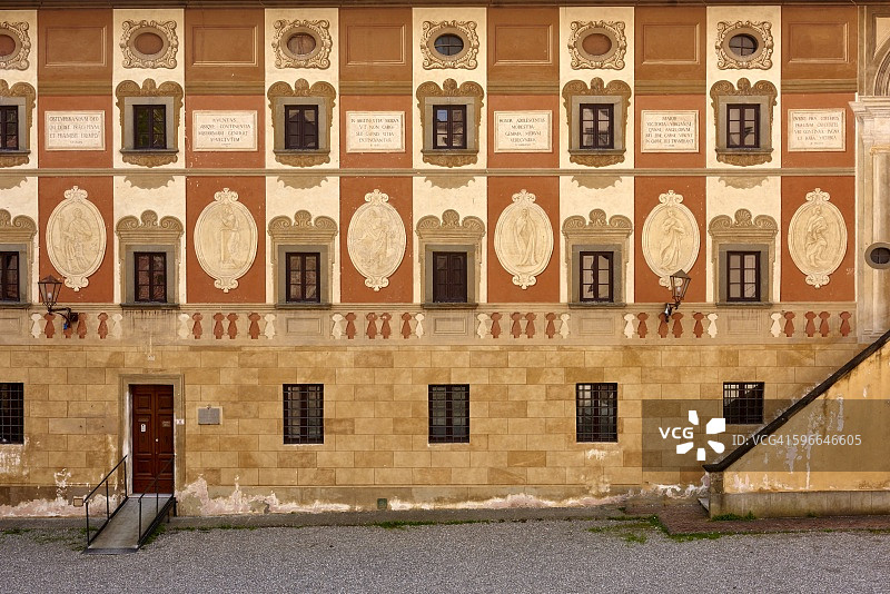 意大利托斯卡纳圣米尼亚托历史村庄图片素材