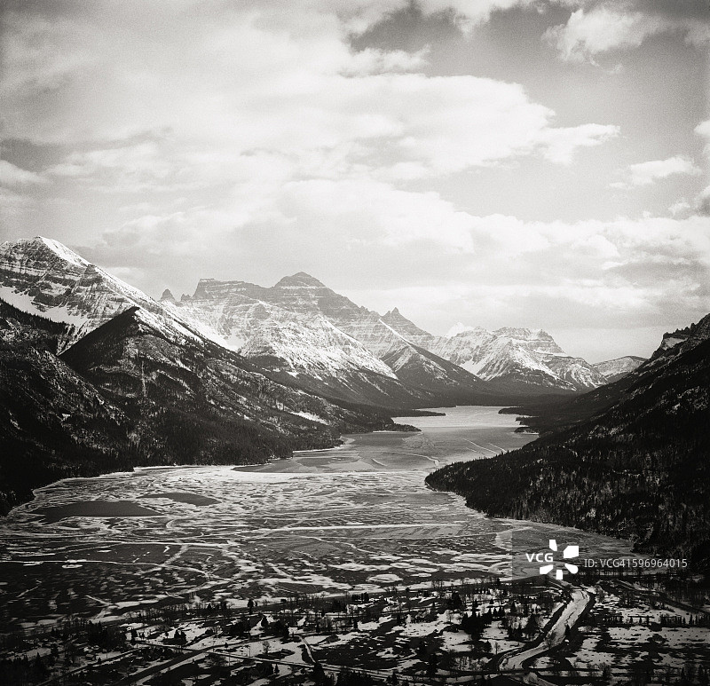 沃特顿湖风光图片素材
