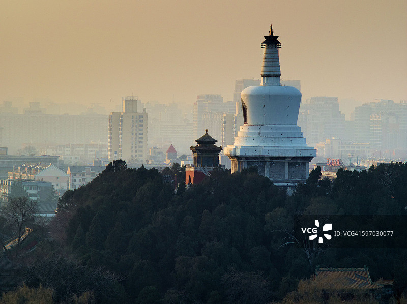 北京北海公园白塔图片素材